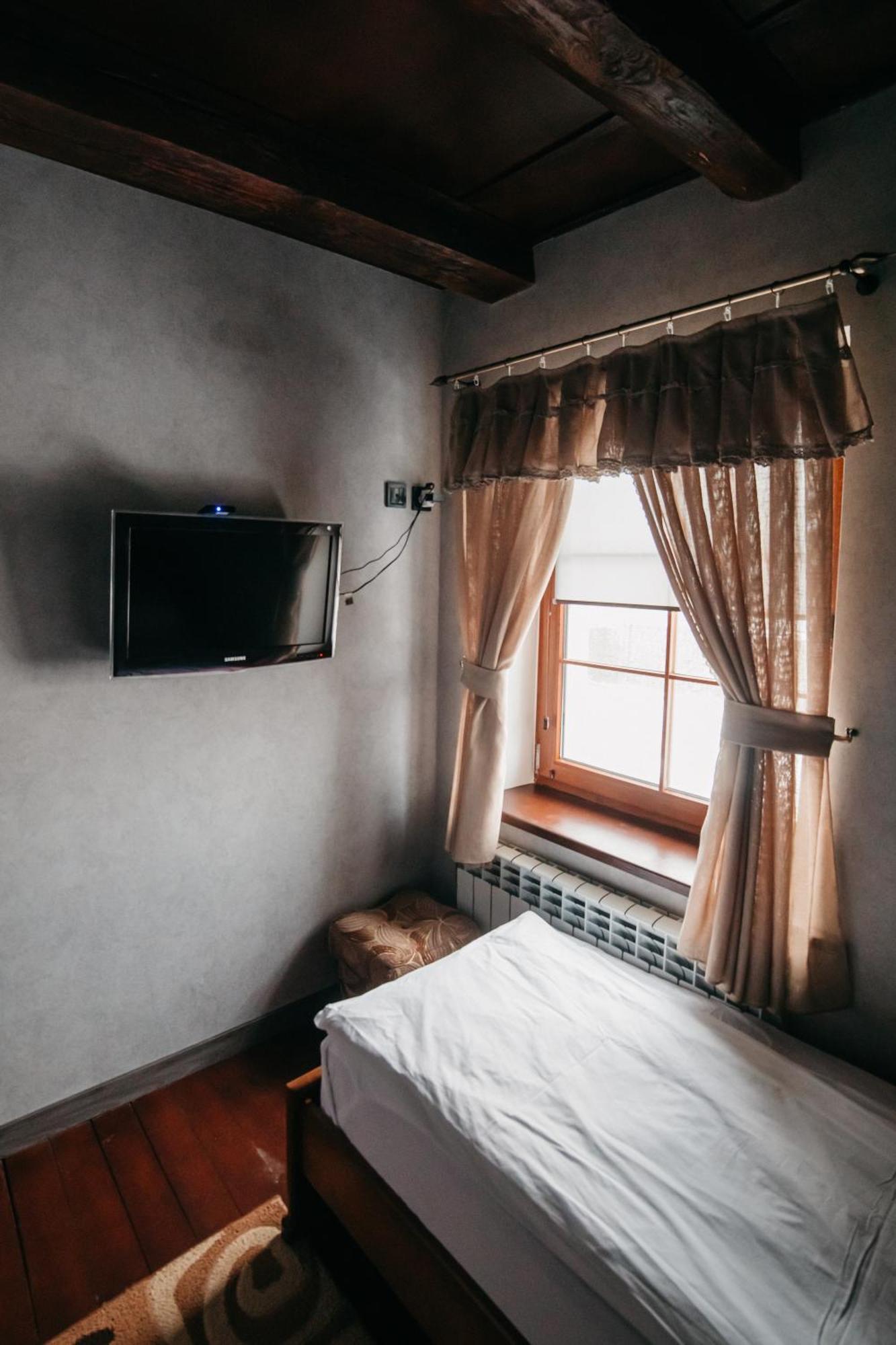 Bastion Motel Samostrely Екстериор снимка