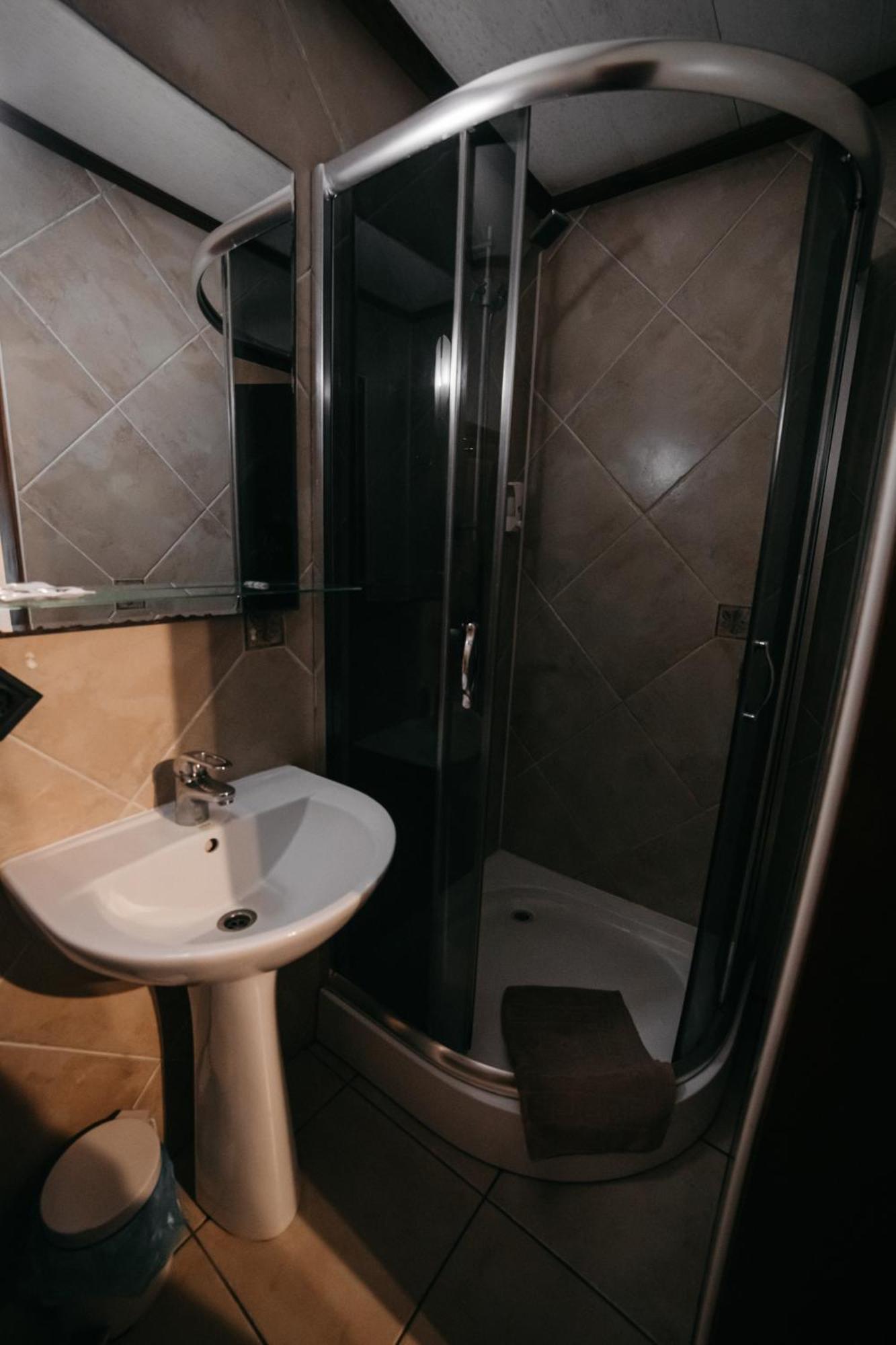 Bastion Motel Samostrely Екстериор снимка