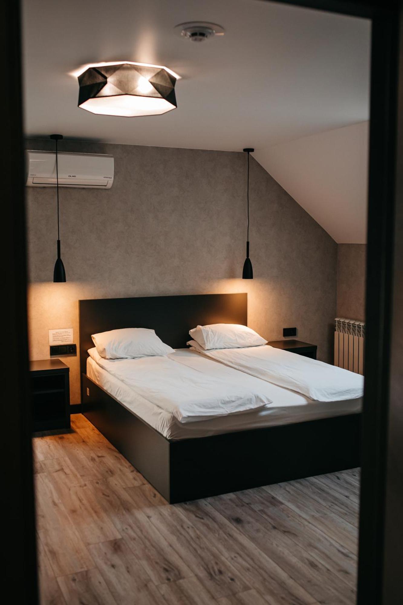 Bastion Motel Samostrely Екстериор снимка