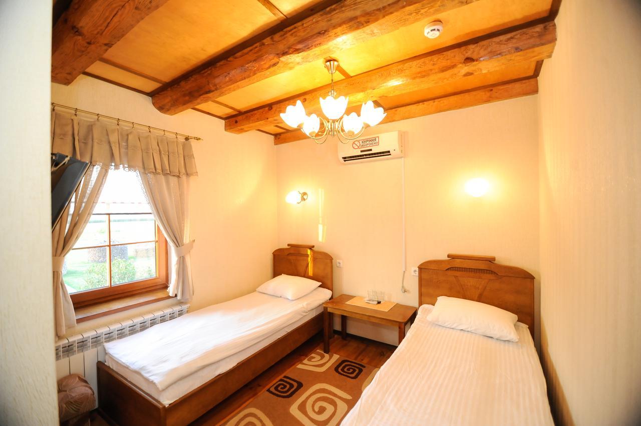Bastion Motel Samostrely Екстериор снимка